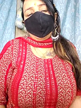 cute-tanvi online show from 02/25/26, 12:31