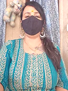 cute-tanvi online show from 04/21/26, 02:51