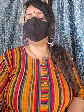 cute-tanvi online show from 05/27/26, 01:57