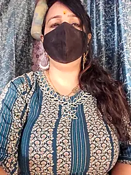 Snapshot of cute-tanvi chatting on 06/17/26, 01:08 cute-tanvi online show from 06/17/26, 01:08