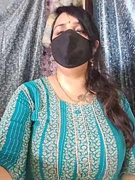 Snapshot of cute-tanvi chatting on 07/14/26, 10:21 cute-tanvi online show from 07/14/26, 10:21