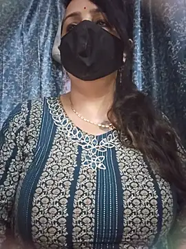 Snapshot of cute-tanvi chatting on 07/18/26, 12:48 cute-tanvi online show from 07/18/26, 12:48