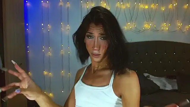 Snapshot of Kenisha_Sweet chatting on 02/27/25, 07:37 Kenisha Sweet online show from 02/27/25, 07:37