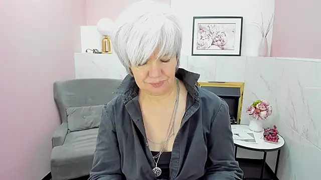 CarmenSoft online show from 12/12/24, 02:48