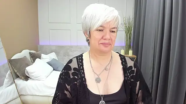 CarmenSoft online show from 12/22/24, 02:49