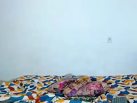 Snapshot of ares_sexxx chatting on 12/29/24, 03:44 ares sexxx online show from 12/29/24, 03:44