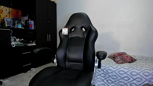 ares sexxx online show from 04/18/26, 09:04