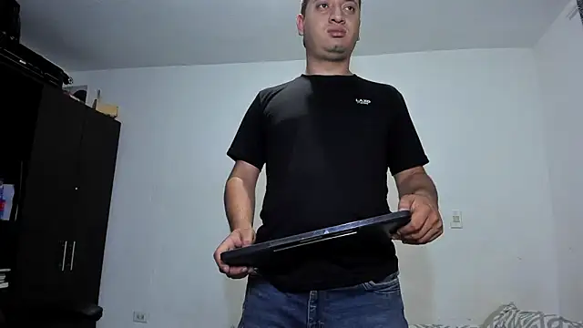 ares sexxx online show from 04/21/26, 04:41