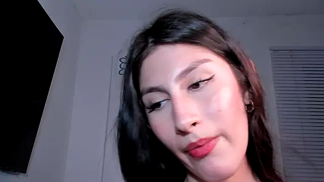 valeria gonzales  online show from 03/02/25, 01:47