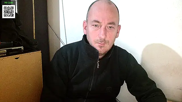 Snapshot of Johan___Barker chatting on 01/05/25, 07:49 Johan   Barker online show from 01/05/25, 07:49