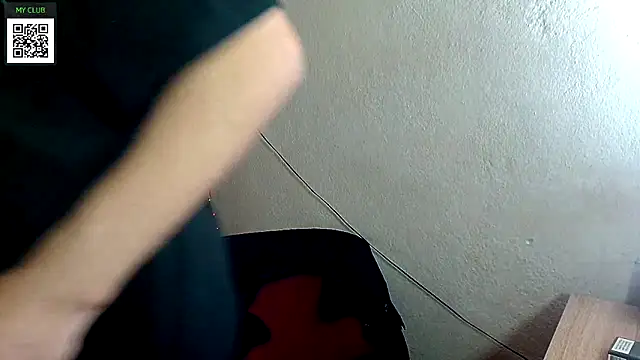 Snapshot of Johan___Barker chatting on 01/07/25, 11:37 Johan   Barker online show from 01/07/25, 11:37