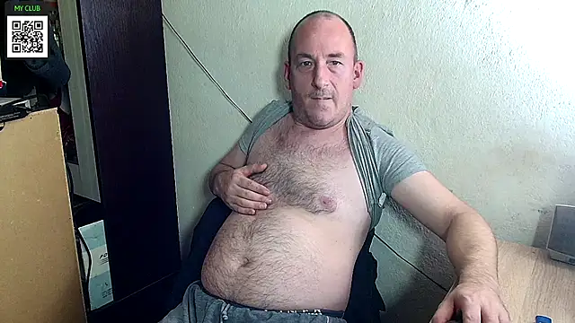 Snapshot of Johan___Barker chatting on 01/27/25, 03:50 Johan   Barker online show from 01/27/25, 03:50