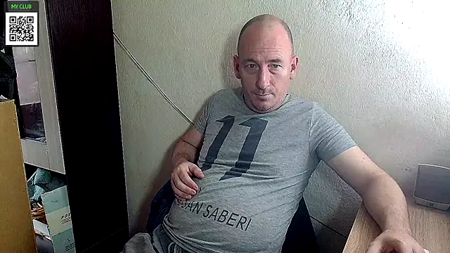 Snapshot of Johan___Barker chatting on 02/15/25, 10:44 Johan   Barker online show from 02/15/25, 10:44