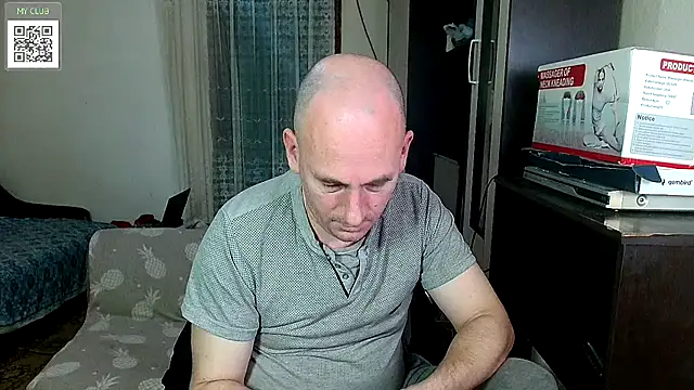 Snapshot of Johan___Barker chatting on 03/03/25, 08:27 Johan   Barker online show from 03/03/25, 08:27