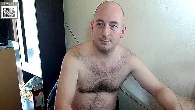 Snapshot of Johan___Barker chatting on 03/03/25, 11:33 Johan   Barker online show from 03/03/25, 11:33