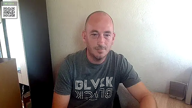 Snapshot of Johan___Barker chatting on 09/11/25, 11:43 Johan   Barker online show from 09/11/25, 11:43