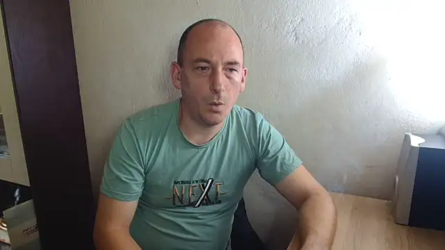 Snapshot of Johan___Barker chatting on 10/07/25, 10:45 Johan   Barker online show from 10/07/25, 10:45