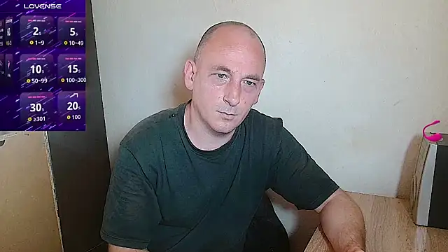 Snapshot of Johan___Barker chatting on 06/15/26, 11:45 Johan Barker online show from 06/15/26, 11:45