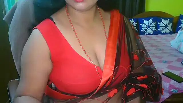 Snapshot of Anushka_21 chatting on 12/08/24, 12:51 Anushka 21 online show from 12/08/24, 12:51