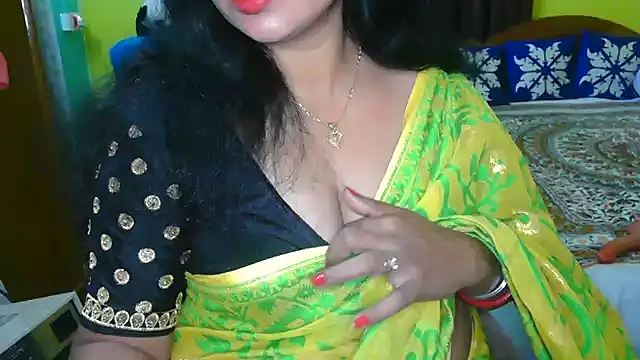 Snapshot of Anushka_21 chatting on 01/23/25, 06:56 Anushka 21 online show from 01/23/25, 06:56