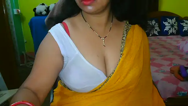 Snapshot of Anushka_21 chatting on 03/06/25, 01:37 Anushka 21 online show from 03/06/25, 01:37