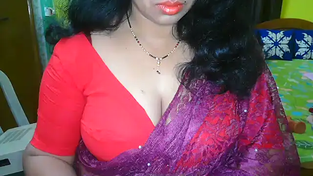 Snapshot of Anushka_21 chatting on 03/09/25, 02:07 Anushka 21 online show from 03/09/25, 02:07