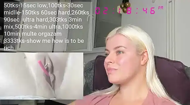 queenofthenighttt online show from 12/25/24, 01:19