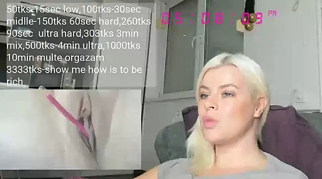 queenofthenighttt online show from 12/29/24, 04:08