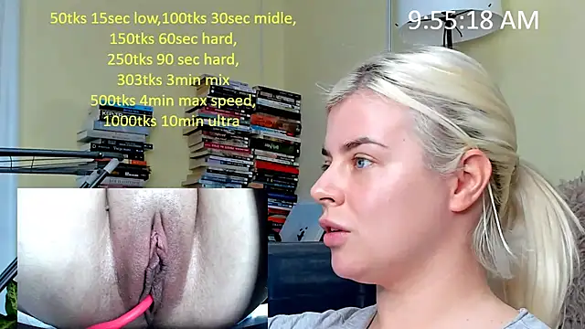 queenofthenighttt online show from 12/21/25, 08:54