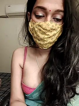 Snapshot of Lavanya_Shah chatting on 11/25/25, 03:01 Lavanya Shah online show from 11/25/25, 03:01