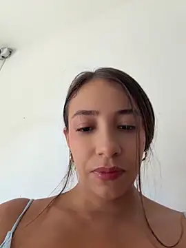 Snapshot of Hall_16 chatting on 06/18/26, 04:44 Hall 16 online show from 06/18/26, 04:44