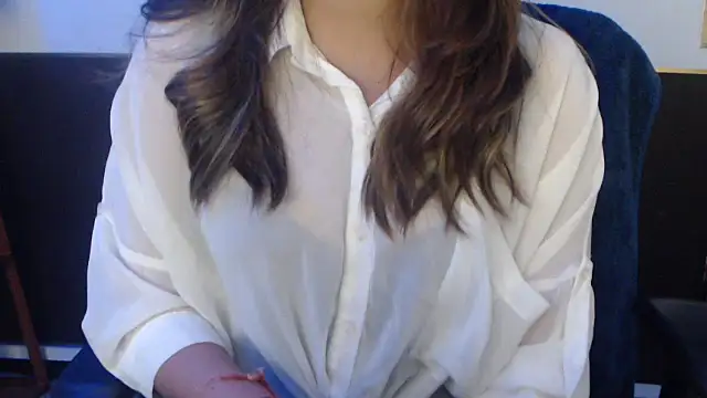 Snapshot of Tasty_Melody chatting on 05/18/26, 05:52 Tasty Melody online show from 05/18/26, 05:52