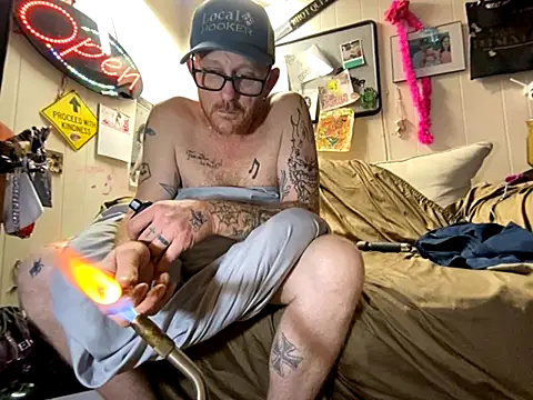 CLoSpunkmeyer69 online show from 10/18/25, 08:59