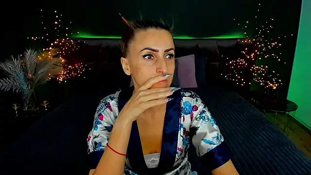 Rebecca Diamond online show from 10/01/25, 05:46