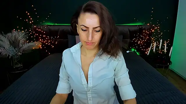 Rebecca Diamond online show from 03/02/26, 06:47