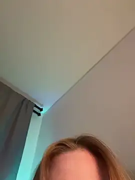 curchez  online show from 02/14/25, 11:20