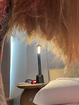 curchez  online show from 09/09/25, 08:19