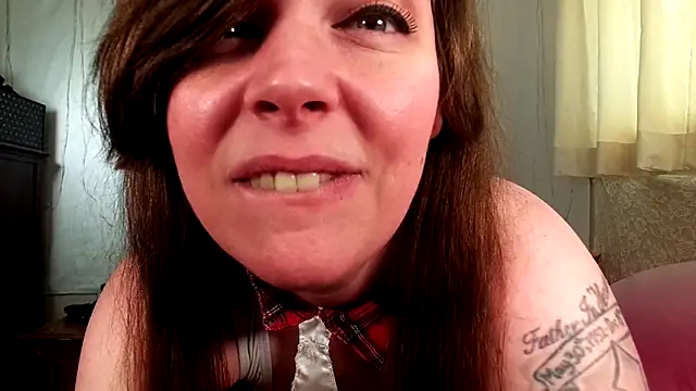 GamerGirlRoxyAndLee online show from 02/08/26, 09:07