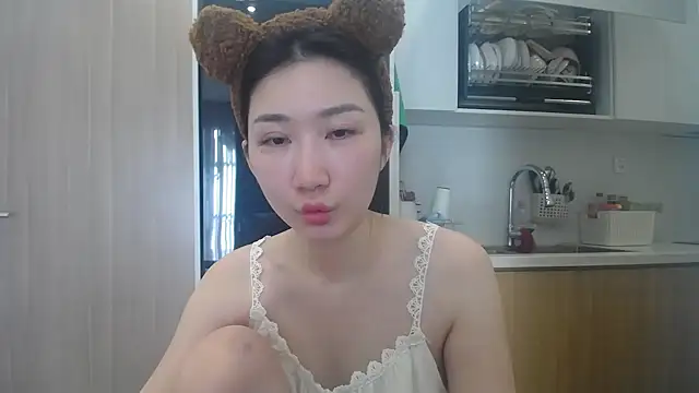Asiagirll online show from 05/27/26, 12:07