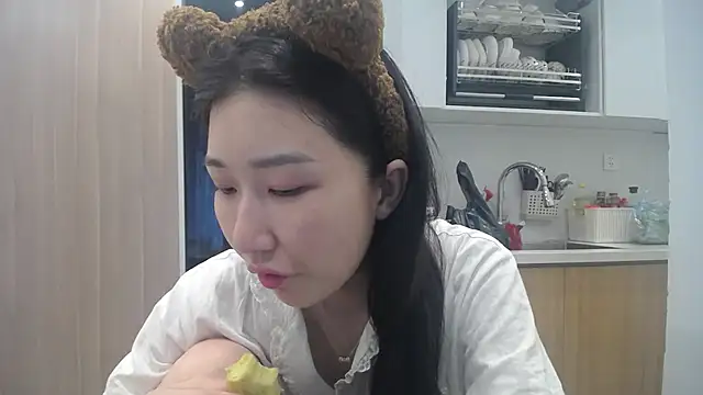 Snapshot of Asiagirll chatting on 07/09/26, 12:58 Asiagirll online show from 07/09/26, 12:58