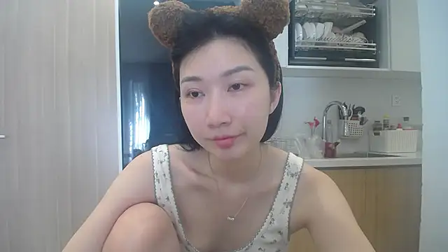 Snapshot of Asiagirll chatting on 07/13/26, 12:57 Asiagirll online show from 07/13/26, 12:57