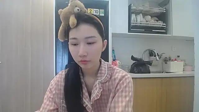 Snapshot of Asiagirll chatting on 07/15/26, 01:00 Asiagirll online show from 07/15/26, 01:00
