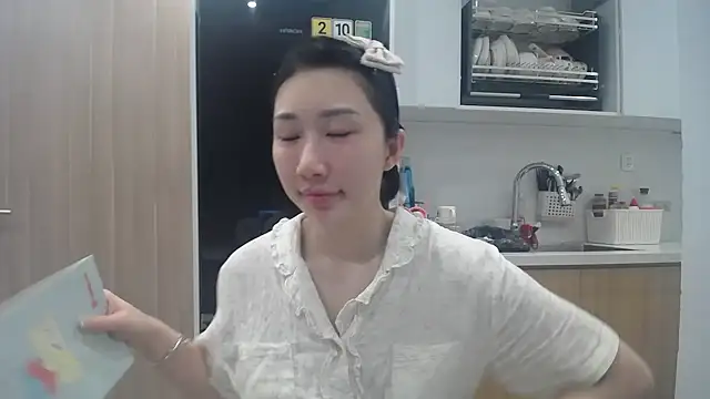 Snapshot of Asiagirll chatting on 07/16/26, 03:40 Asiagirll online show from 07/16/26, 03:40