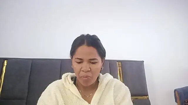 Snapshot of aleixane chatting on 06/22/26, 05:37 aleixane online show from 06/22/26, 05:37