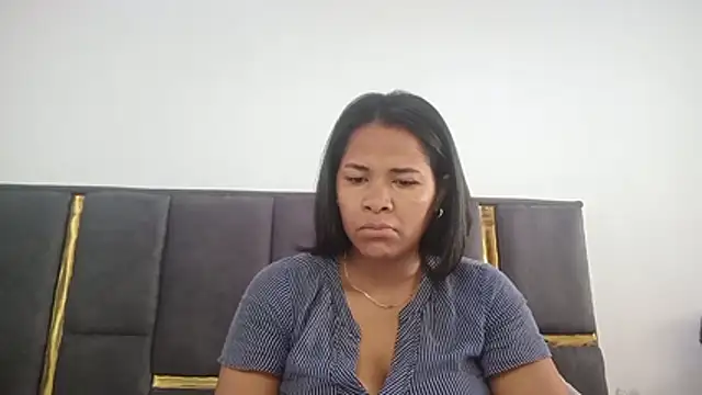 Snapshot of aleixane chatting on 06/27/26, 04:17 aleixane online show from 06/27/26, 04:17