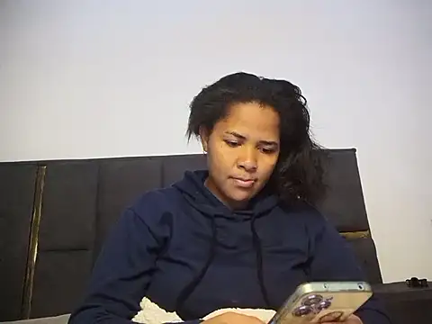 Snapshot of aleixane chatting on 07/06/26, 03:36 aleixane online show from 07/06/26, 03:36