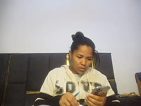 Snapshot of aleixane chatting on 07/08/26, 06:56 aleixane online show from 07/08/26, 06:56