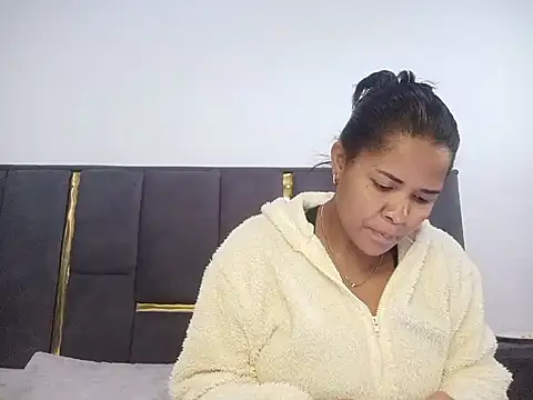 Snapshot of aleixane chatting on 07/18/26, 07:12 aleixane online show from 07/18/26, 07:12