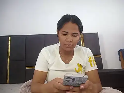 Snapshot of aleixane chatting on 07/23/26, 06:55 aleixane online show from 07/23/26, 06:55