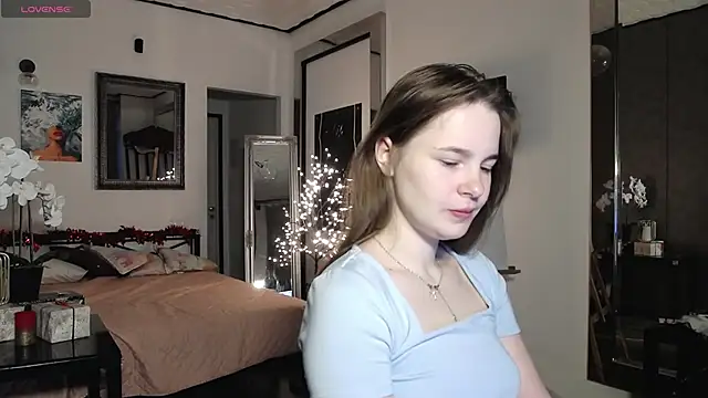 CindyJonson online show from 12/16/25, 06:07